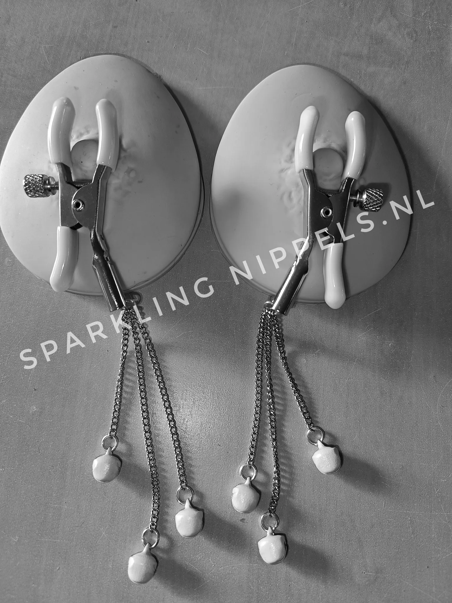 Afbeelding bij bericht van Sparkling Nipples Nipples